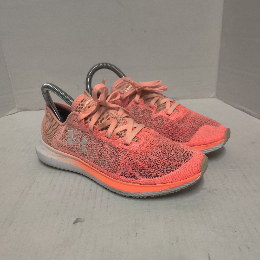 Under armour threadborne sz 6.5 pink